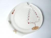 http://www.francesleeceramics.com/files/gimgs/th-4_30 cm christmas plate 2.jpg